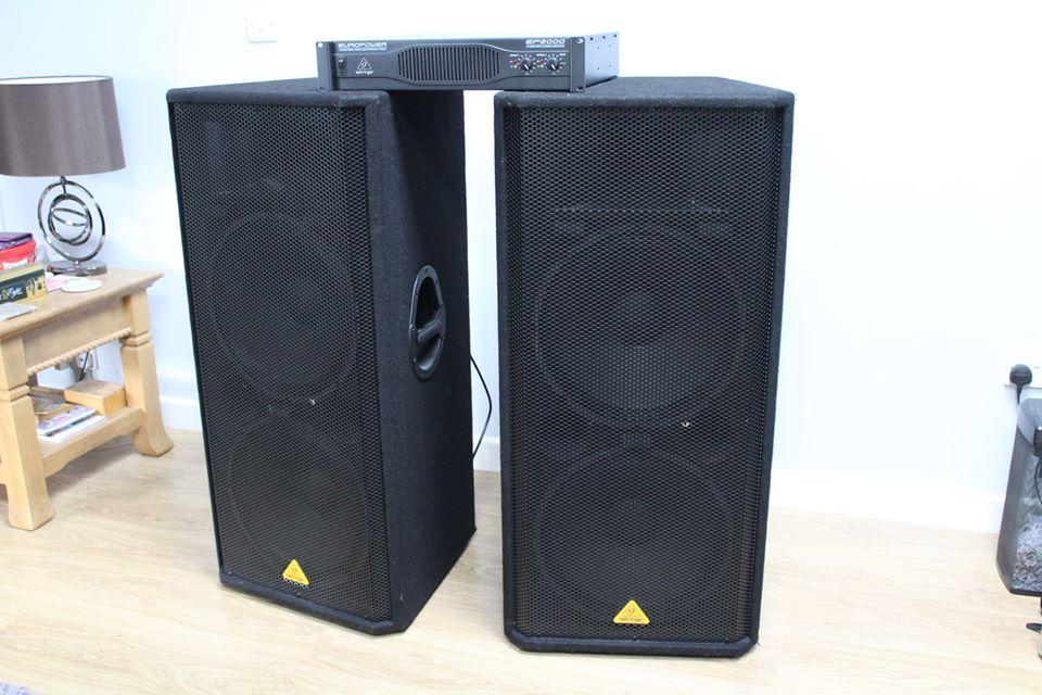 Behringer Eurolive VP2520 Dual 15'' Passive PA Speaker x 2 with Behringer Ep2000 Power Supply