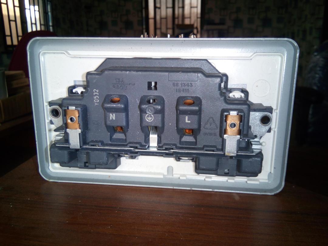 MK Y1634 2 Gang DP Switched Twin Socket 13A