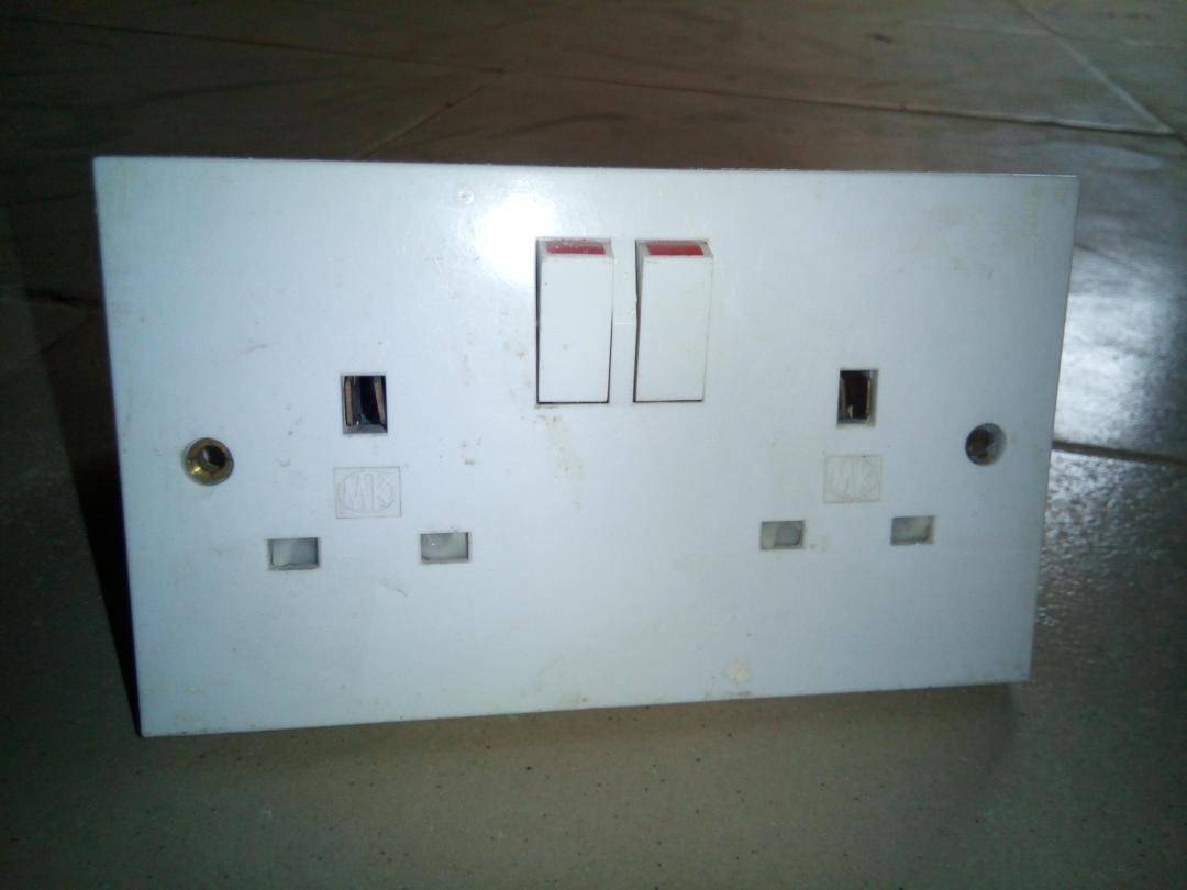 MK 2 Gang DP Switched Twin Socket 13A