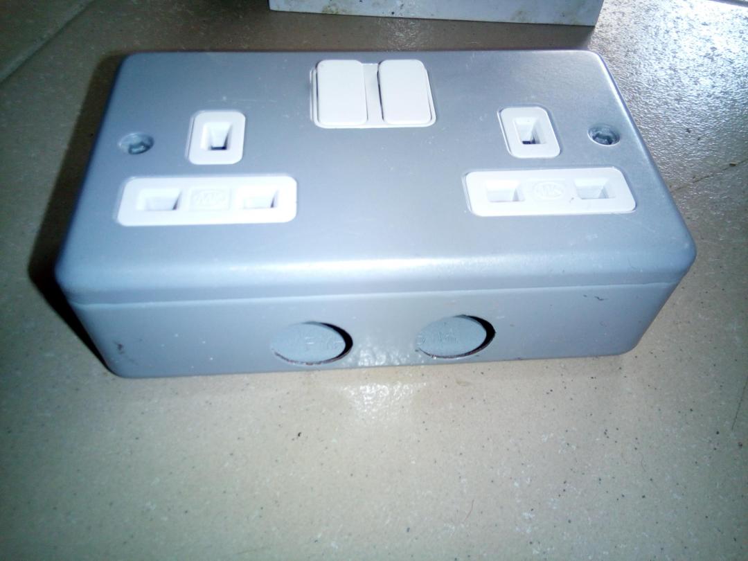 MK Y1634 2 Gang DP Switched Twin Socket 13A