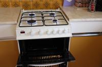 Bush Gas Cooker AG66TW (Used)-img_9391-thumb
